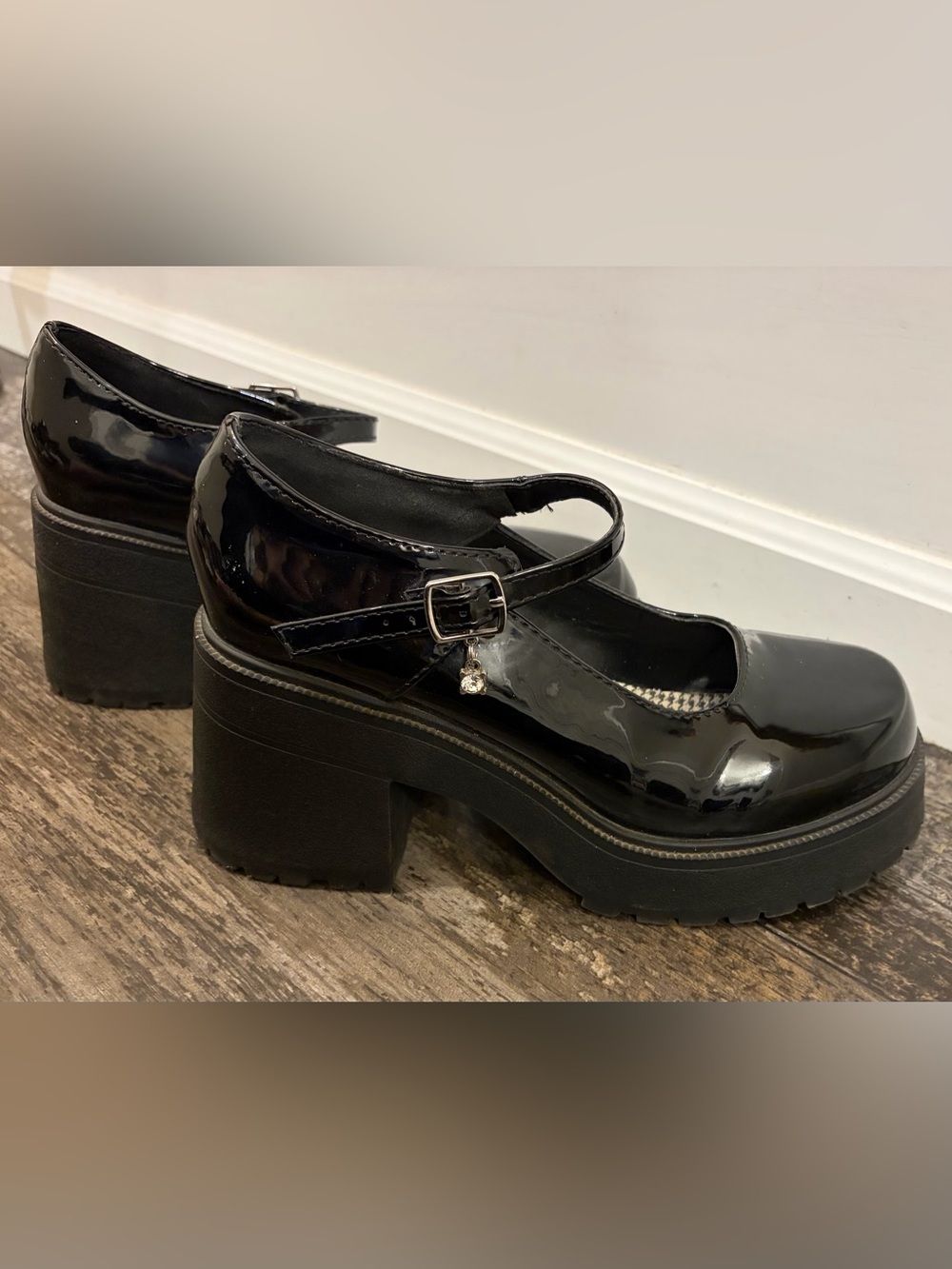 SODA Black Patent Mary Jane Platform Heels with Buckle Charm Y2K worn once